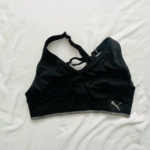 Puma sports bra Medium